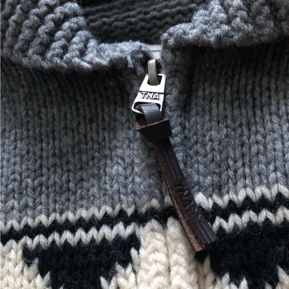 Aritzia TNA Sea To Sky Lambswool Chunky Knit Zip Sweater Medium Nordic Fair Isle - Picture 10 of 14